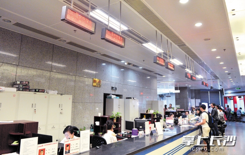 大连同城24小时医保提取(同城医保卡转移怎么办理)